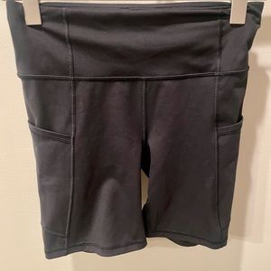 Gap bike shorts